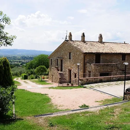 Farm stay Rosy